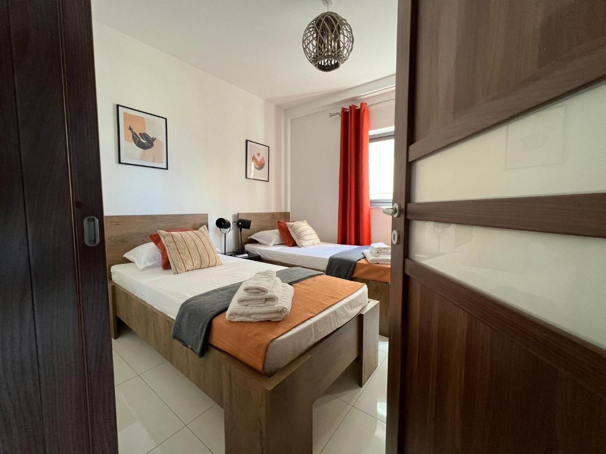 Brand New Apartment 2 Mins From Seafront St. Paul's Bay Exterior photo
