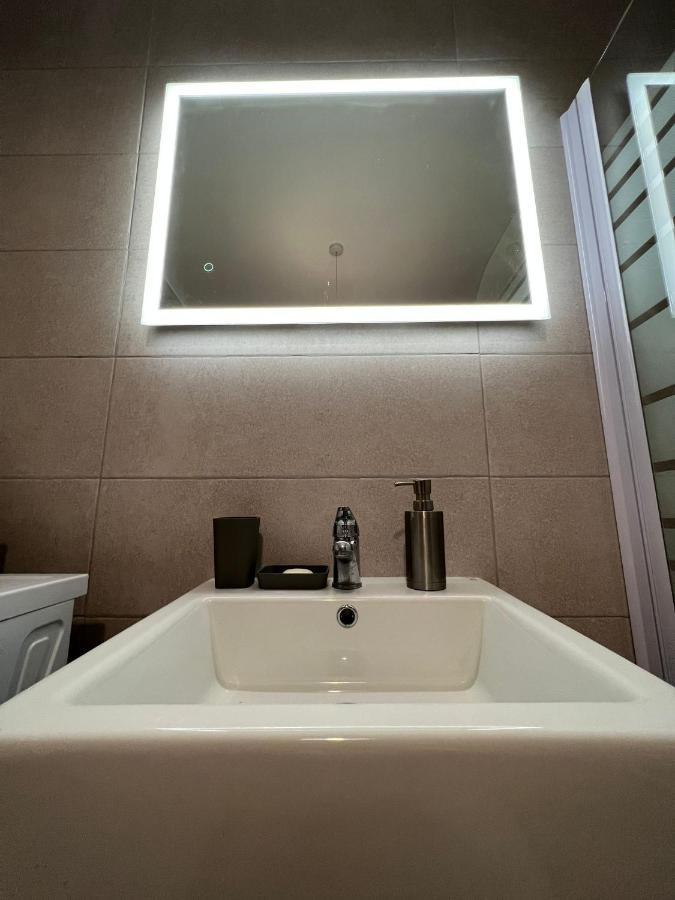 Brand New Apartment 2 Mins From Seafront St. Paul's Bay Exterior photo